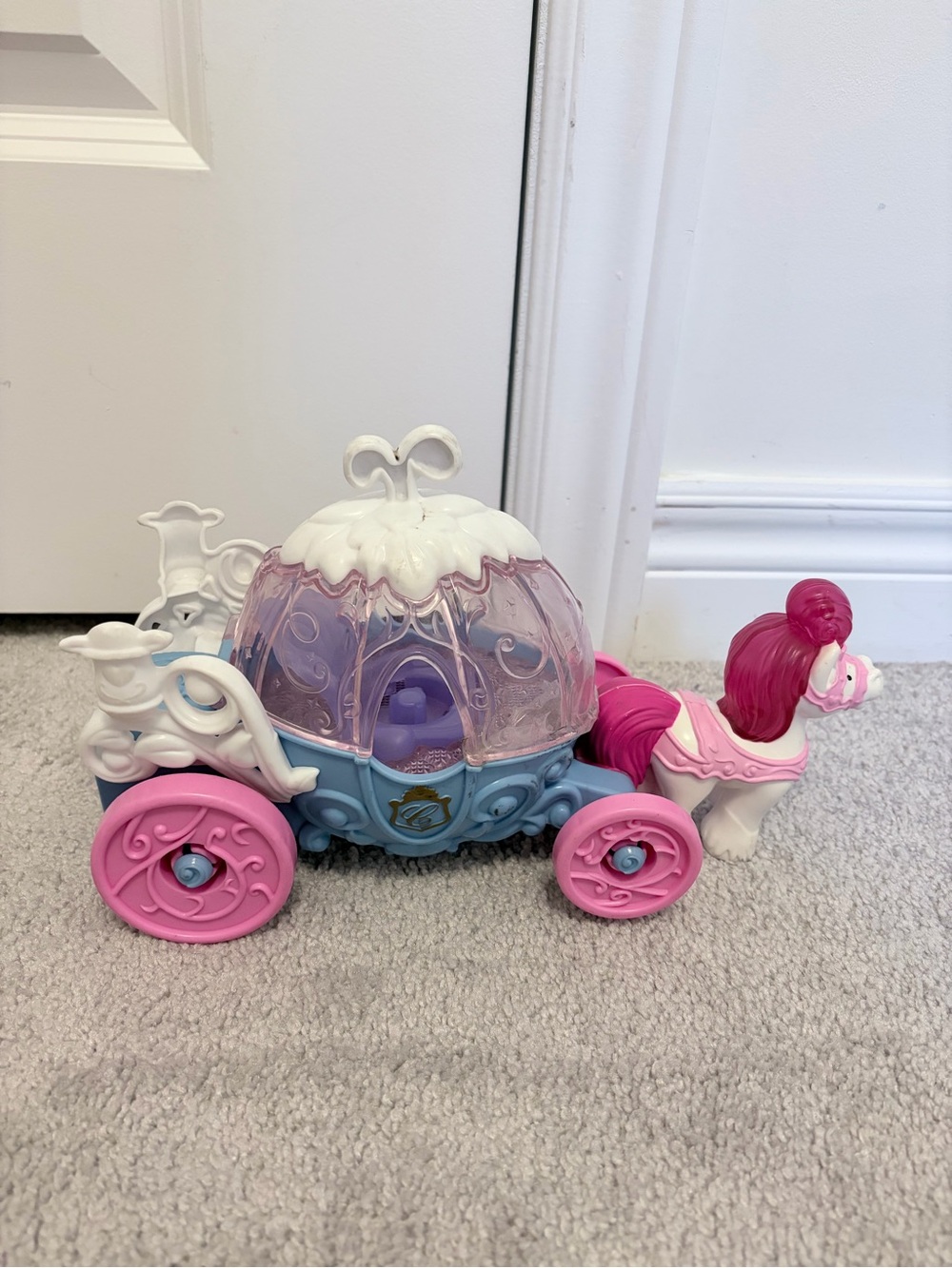 Little People Cinderella Carriage READ